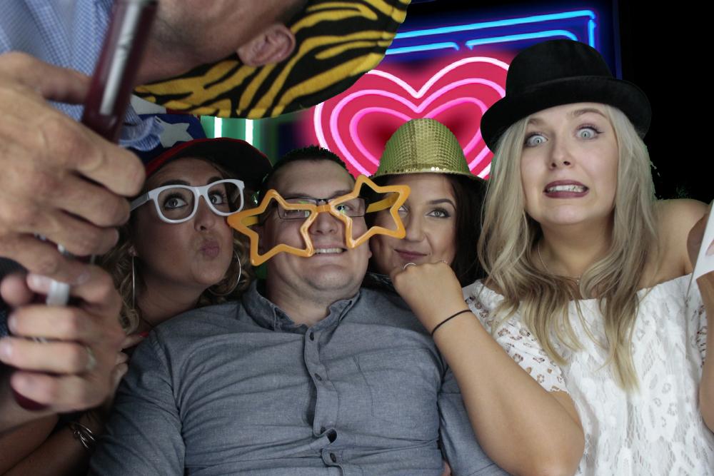 DHL South Regional Meeting | View more photos from the event at gallery.myphotoboothexperience.co.uk/u/MyPhotoBoothExperienceLtd/DHL-South-Regional-Meeting